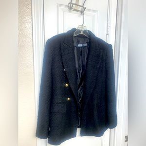 ZARA ‘s Blazer